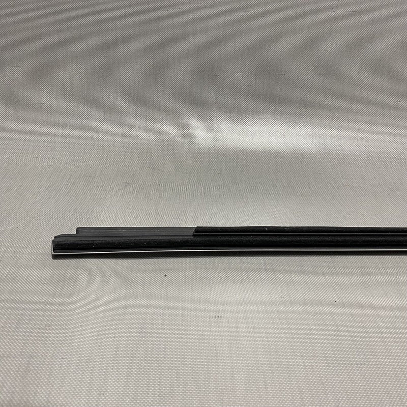 1080748-00-I TESLA MODEL 3 DOOR WINDOW MOLDING LEFT REAR 1080748-00-I 2017 2018 2019 2020 OEM