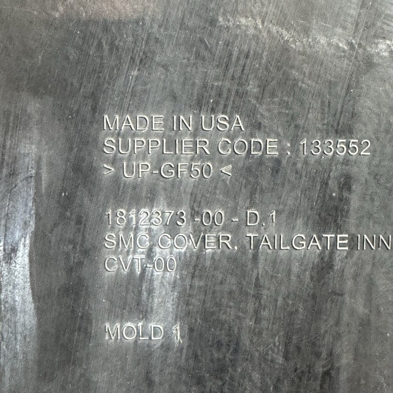 1812373-00-D TESLA CYBERTRUCK TAILGATE INNER TRIM 2024 2025 OEM 1812373-00-D