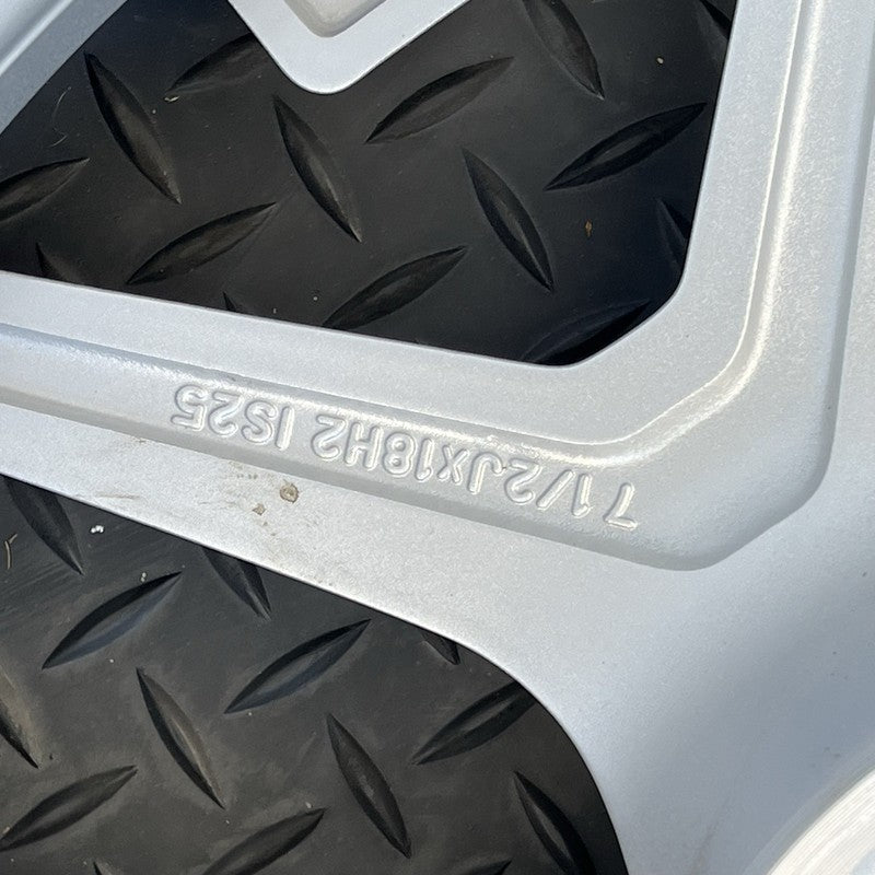 5A7C687 BMW 330i WHEEL RIM 18 INCH 2024 2025 OEM 5A7C687