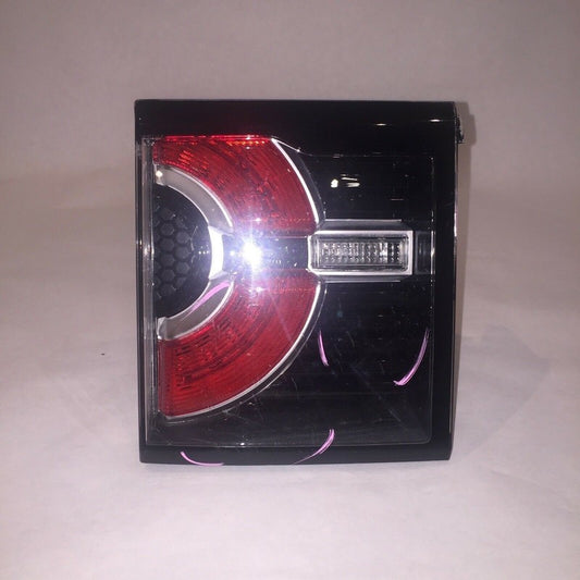 FK72-13193-CG LAND ROVER DISCOVERY SPORT LEFT SIDE TAIL LIGHT 2016 2017 LED OEM DAMAGED