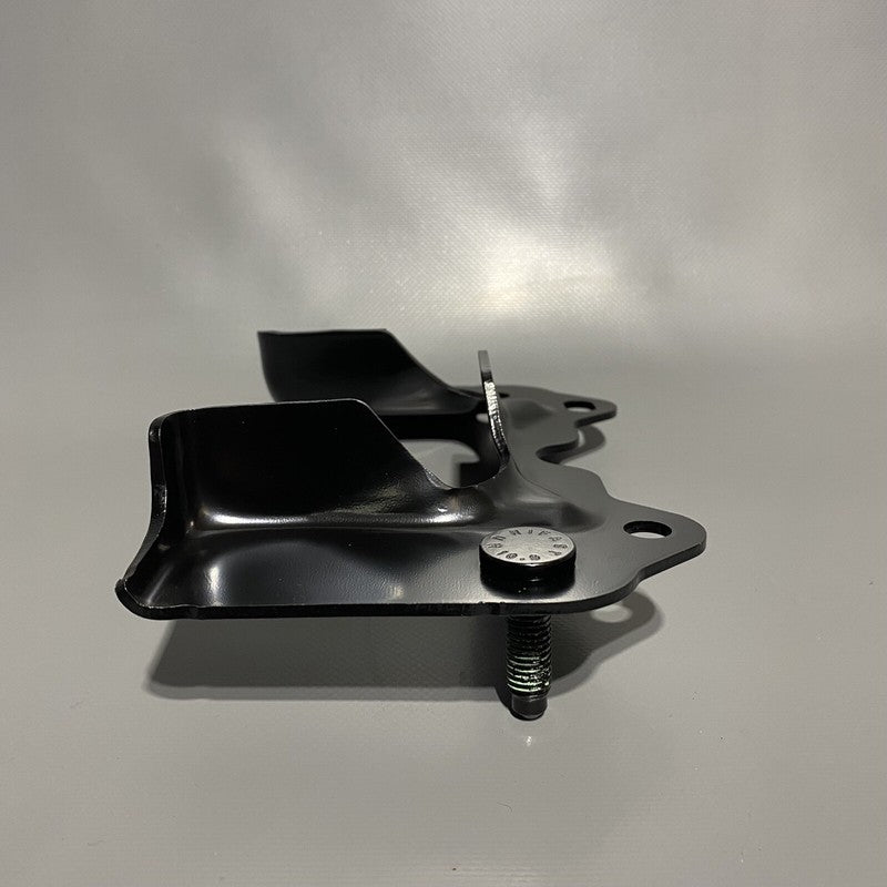 1101649-00-F TESLA MODEL 3 REAR RAIL GLOVE LOWER BRACKET 1101649-00-F 2017 2018 2019 2020 OEM