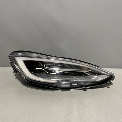 1053571-00-F TESLA MODEL S HEADLIGHT RIGHT PASSENGER LED OEM 2016 2017 2018 2019 2020 DAMAGED