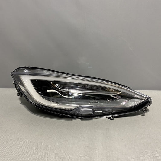 1053571-00-F TESLA MODEL S HEADLIGHT RIGHT PASSENGER LED OEM 2016 2017 2018 2019 2020 DAMAGED
