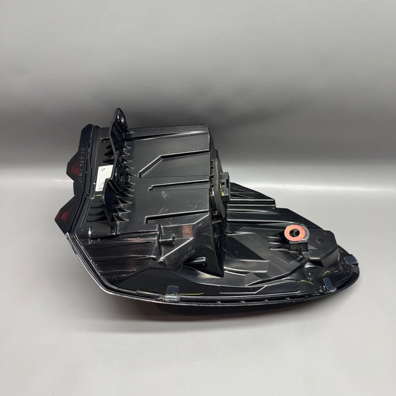 BMW X3 TAIL LIGHT RIGHT PASSENGER 2022 2023 2024 LED 4946305008