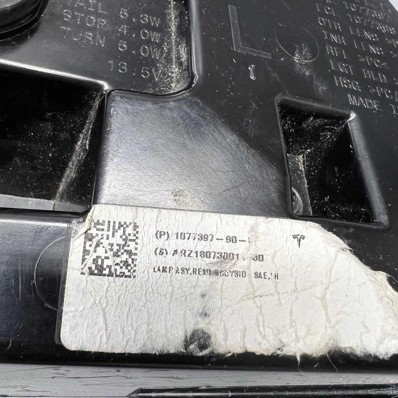 1077397-90 TESLA MODEL 3 TAIL LIGHT LEFT DRIVER 2017 18 19 20 21 22 2023 OEM 1077397-90-