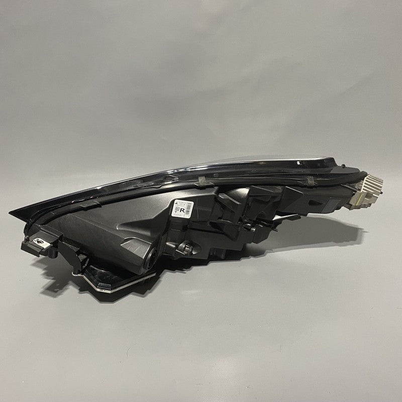 1077372-00-J TESLA MODEL 3 HEADLIGHT RIGHT PASSENGER 1077372-00-J 2017 2018 2019 2020 LED OEM