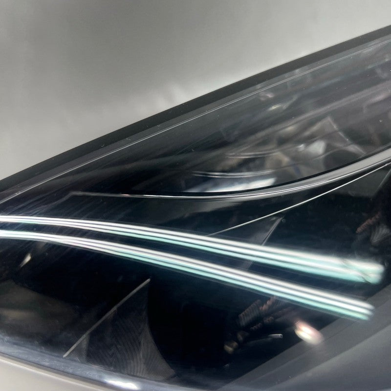 TESLA MDOEL X HEADLIGHT RIGHT PASSENGER 2016 2017 2018 2019 2020 LED O
