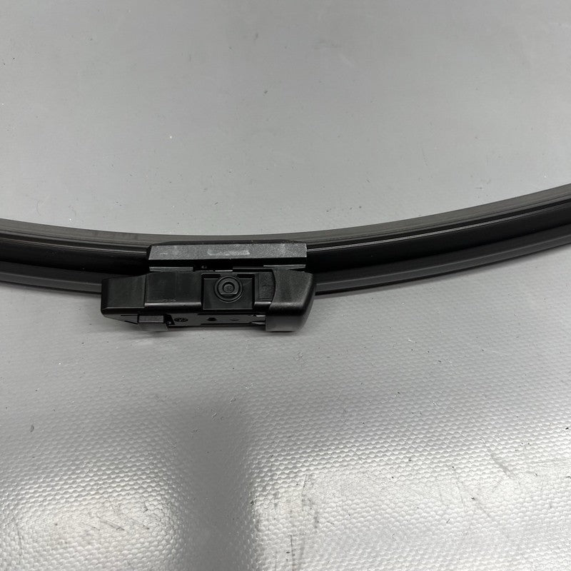 1658940-00-B TESLA MODEL Y WINDSHIELD WIPER BLADE LEFT 2020 2021 2022 2023 2024 OEM