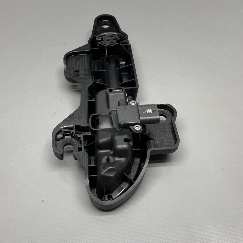 1528114-00-D TESLA MODEL Y 3 DOOR HANDLE LEFT OUTER 2017 2018 2019 2020 2021 2022 OEM