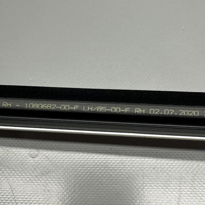 1080681-00-H TESLA MODEL 3 DOOR WINDOW MOLDING LEFT FRONT 2017 18 19 20 21 2022 1080681-00-H