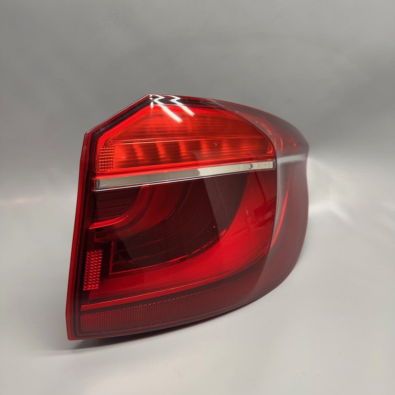 BMW X6 X6M TAIL LIGHT RIGHT PASSENGER 2015 2016 2017 2018 2019 OEM 731