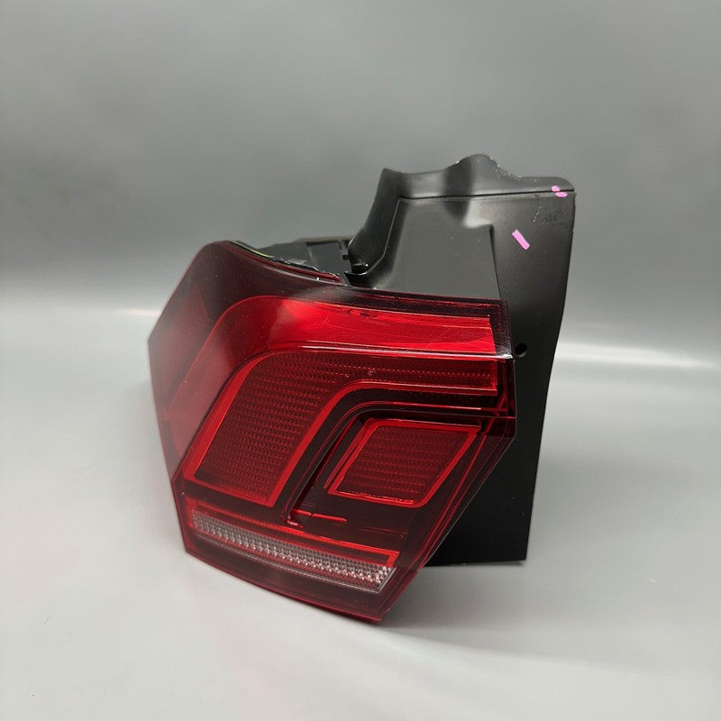 VOLKSWAGEN TIGUAN TAIL LIGHT LEFT DRIVER 2018 2019 2020 OEM 5NN945095A