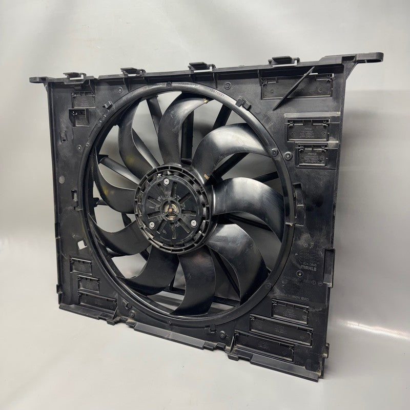 8619625 BMW 530E RADIATOR FAN 540 740E 2016 2017 2018 2019 2020 OEM 8619625