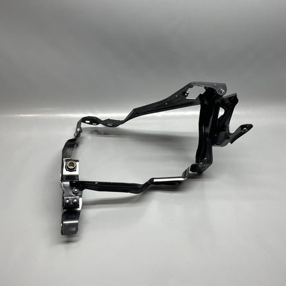 204620590 MERCEDES BENZ C300 HEADLIGHT SUPPORT BRACKET RIGHT 2008 2009 2010 2011 OEM