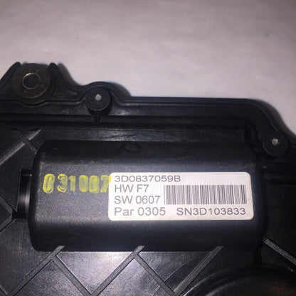 3D0837059B BENTLEY CONTINENTAL FLYONG SPUR LEFT FRONT DRIVE UNIT 2006 07 08 09 10 11 2012 