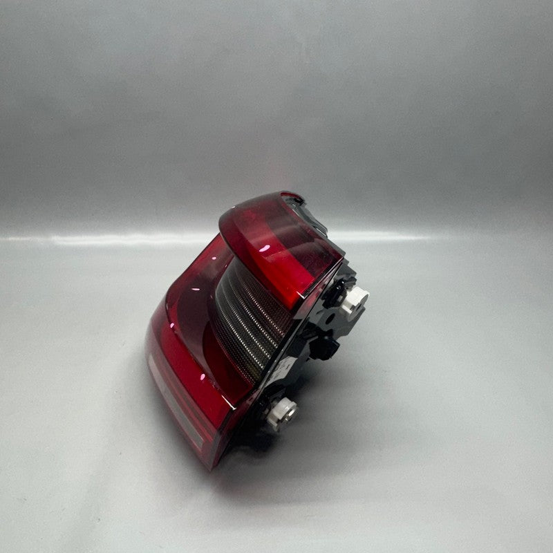 BMW X5 TAIL LIGHT LEFT DRIVER X5M 2019 2020 2021 2022 2023 OEM 3744226
