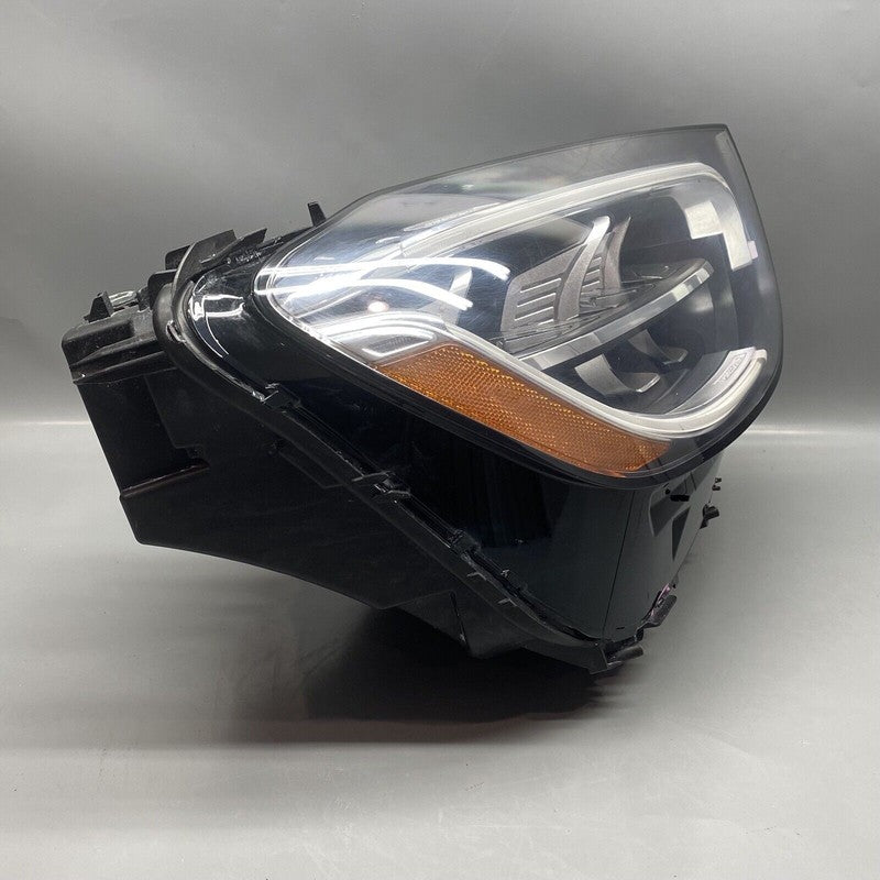 A2539067401 MERCEDES BENZ GLC 300 HEADLIGHT RIGHT PASSENGER A2539067401 2020 2021 2022 LED 