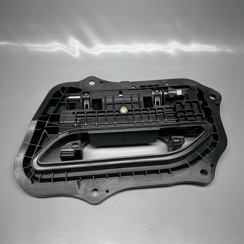 TESLA MODEL S DOOR HANDLE LEFT FRONT 2020 2021 GEN 4 OEM 1133395-00-G