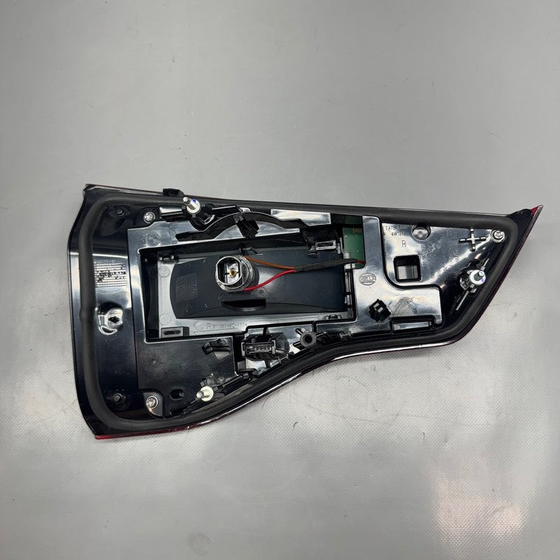 BMW X3 TAIL LIGHT INNER RIGHT PASSENGER NON LED 2018 2019 2020 2021 OE