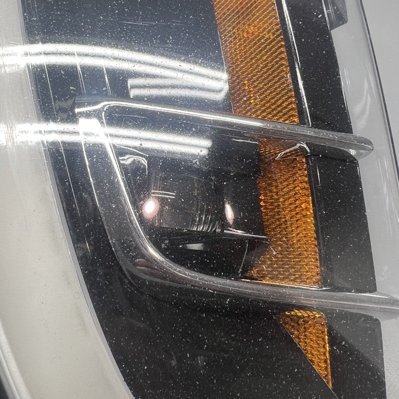 1034327-00-A TESLA MODEL X FOG LIGHT RIGHT PASSENGER 2016 17 18 19 2020 1034327-00-A UPLEVEL