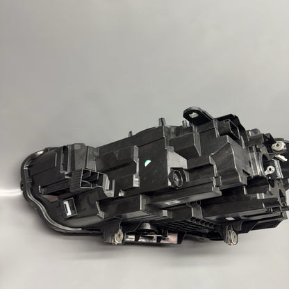 63115A01176 BMW X1 HEADLIGHT RIGHT PASSENGER 2020 2021 2022 LED 63115A01176 OEM