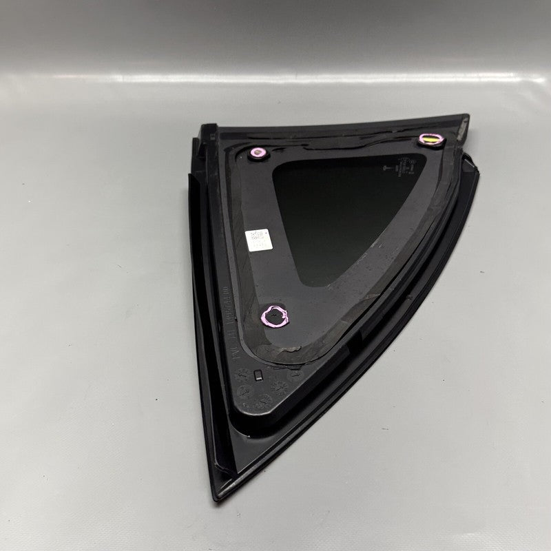 1495740-00-E TESLA MODEL Y QUARTER GLASS LEFT REAR 2020 2021 2022 2023 OEM 1495740-00-E