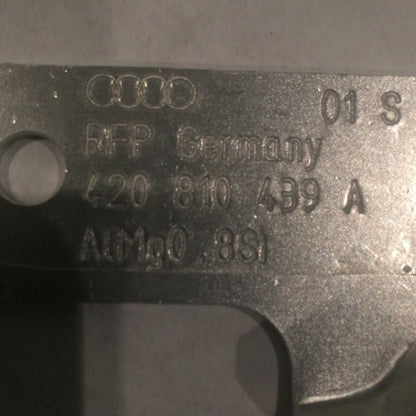 420810439A AUDI R8 QUARTER PANAL CENTER BRACKET 2008 2009 2010 2011 2012 OEM