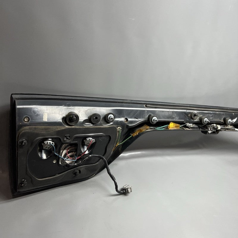 68530336AB DODGE DURANGO LIFTGATE TAIL LIGHT 2018 2019 2020 2021 2022 2023 OEM 68530336AB