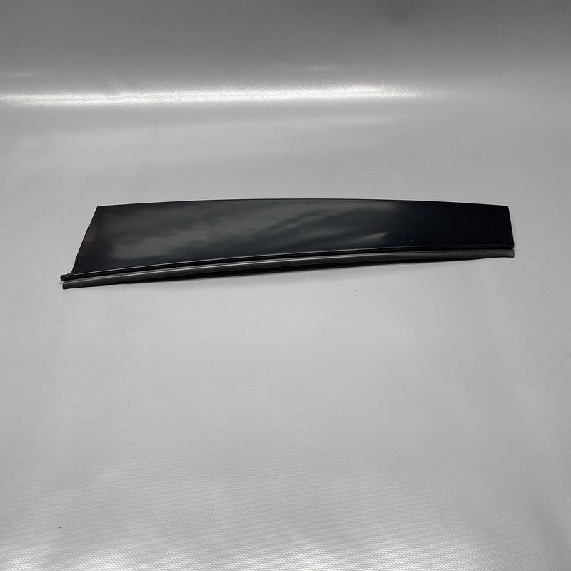 80A839902 AUDI Q5 DOOR TRIM APPLIQUE RIGHT 80A839902 2018 2019 2020 2021 OEM