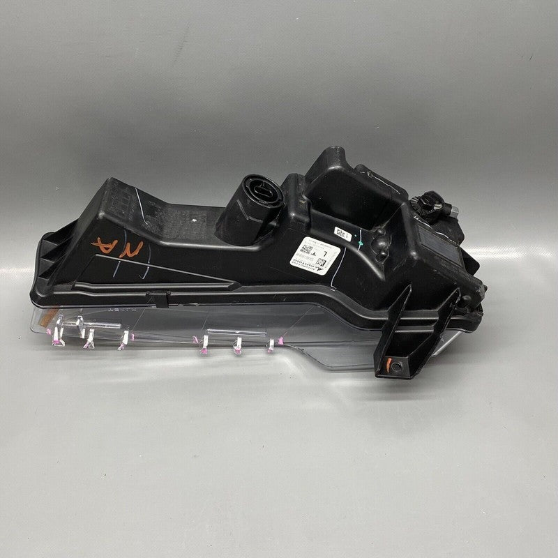 1077391-00-E TESLA MODEL 3 FOG LIGHT LEFT DRIVER 2017 2018 2019 2020 3 PIN OEM 1077391-00-E