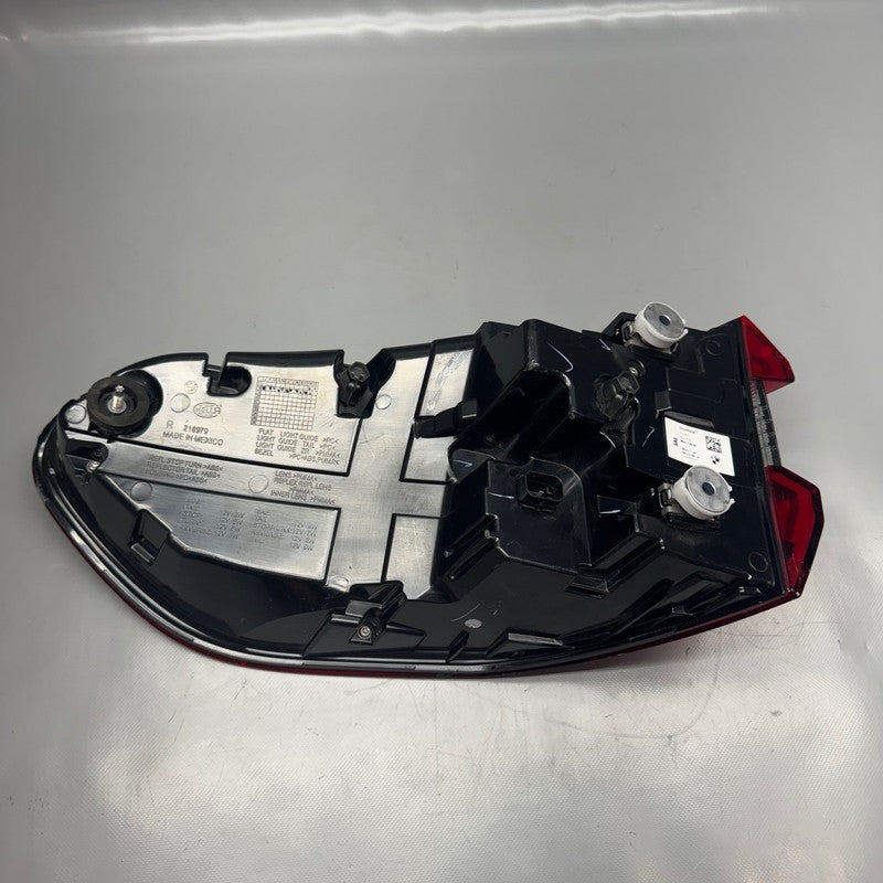 BMW X5 TAIL LIGHT RIGHT PASSENGER X5M 2019 2020 2021 2022 2023 OEM 374