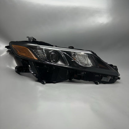 TOYOTA CAMRY HEADLIGHT RIGHT PASSENGER 2018 2019 2020 LED OEM 