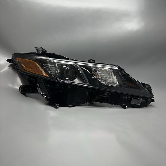 TOYOTA CAMRY HEADLIGHT RIGHT PASSENGER 2018 2019 2020 LED OEM 