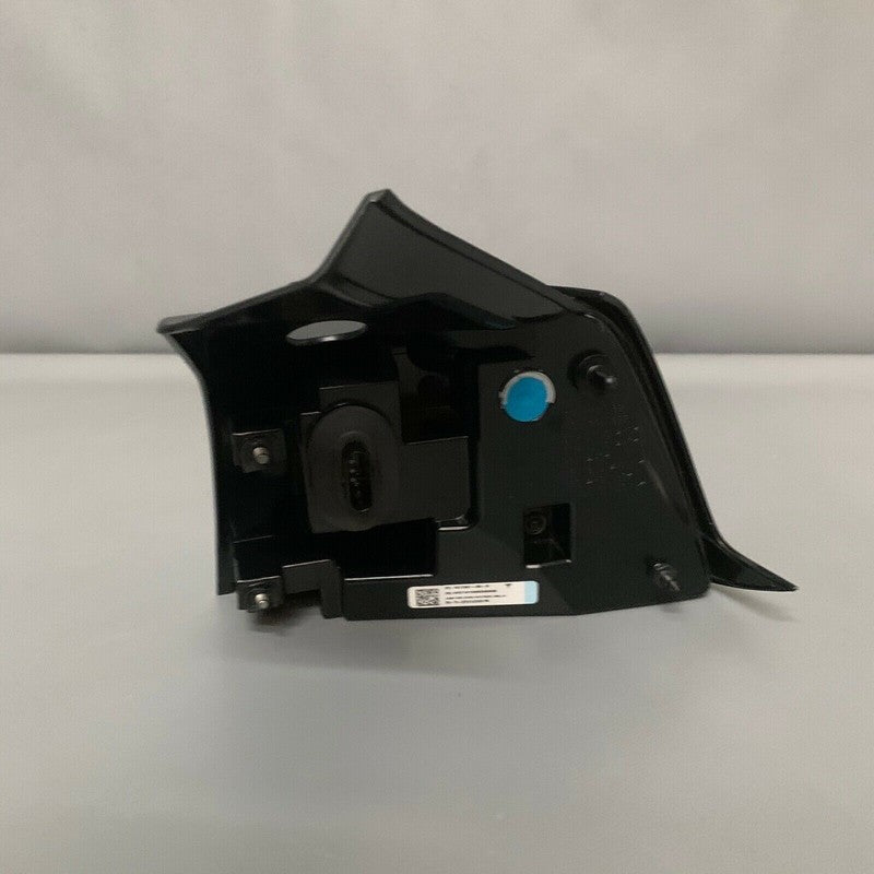 1077397-00-G TESLA MODEL 3 TAIL LIGHT LEFT DRIVER 2017 2018 2019 2020 OEM 1077397-00-G