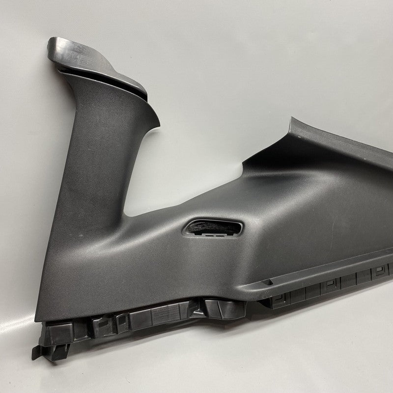 1661181-00-A TESLA MODEL Y C PILLAR RIGHT REAR 2020 2021 2022 2023 OEM 1661181-00-A