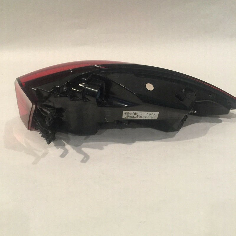 7P5945207R PORSCHE CAYENNE TAIL LIGHT LEFT DRIVER 2015 2016 2017 LED OEM