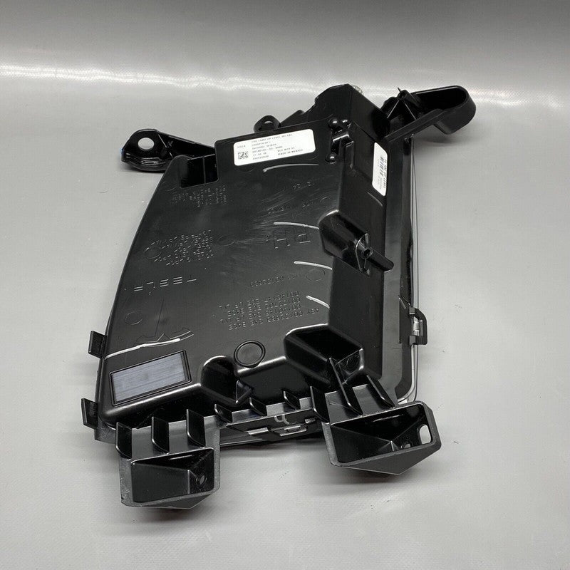 6005914-00-i TESLA MODEL S FOG LIGHT RIGHT PASSENGER 2016 2017 18 2019 2020 OEM 6005914-00-i