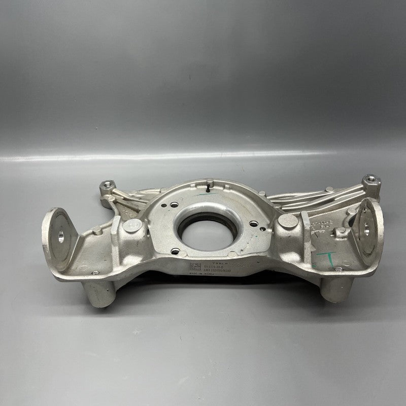 1044037-00-C TESLA MODEL 3 UPPER STRUT MOUNT BRACKET RIGHT FRONT 2017 18 19 20 21 22 2023 OEM
