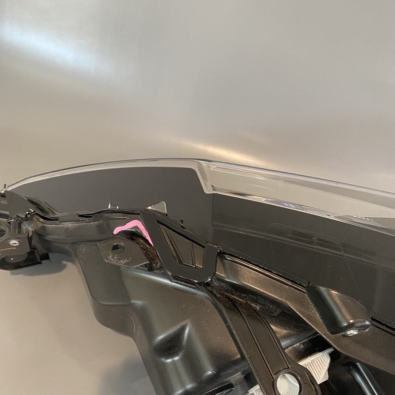 TOYOTA CAMRY HEADLIGHT RIGHT PASSENGER LED 2018 2019 2020 OEM