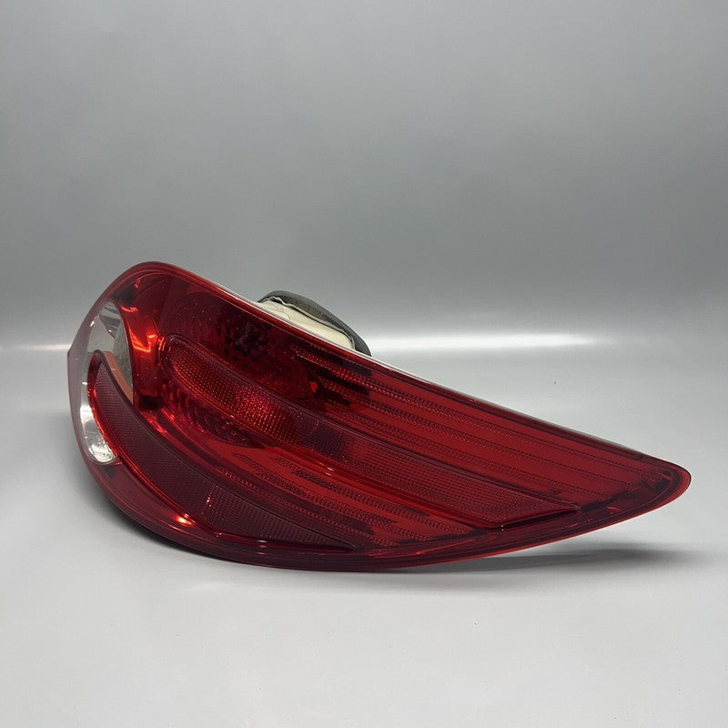 A2518200464 MERCEDES BENZ R500 TAIL LIGHT RIGHT PASSENGER 2006 2007 2008 2009 A2518200464
