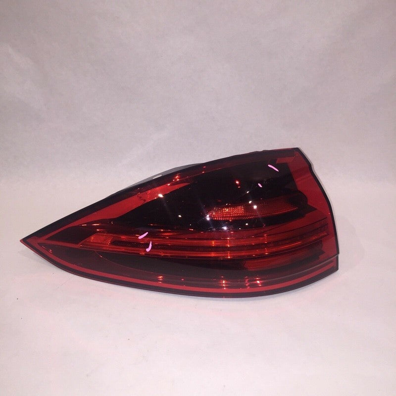 7P5945207R PORSCHE CAYENNE LEFT DRIVER SIDE TAIL LIGHT 2015 2016 2017 LED OEM