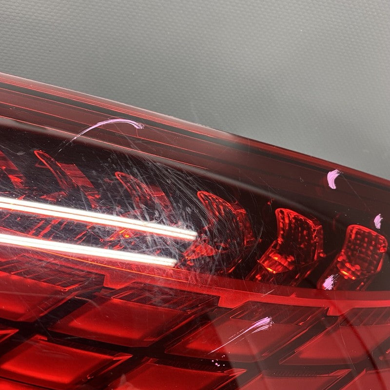 A2139065609 MERCEDES BENZ E300 E450 TAIL LIGHT RIGHT PASSENGER A2139065609 2021 2022 LED 