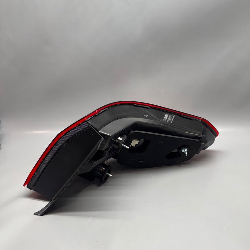 MERCEDES BENZ E350 TAIL LIGHT LEFT DRIVER E550 SEDAN 2014 2015 2016 LE