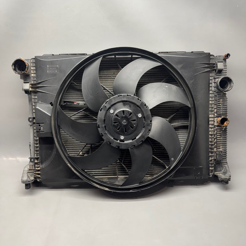 MERCEDES BENZ C250 COOLING RADIATOR FAN 2012 2013 2014 OEM A2049066802