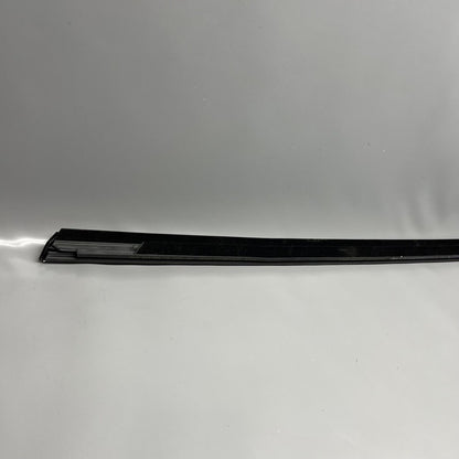 1495722-00-B TESLA MODEL Y DOOR WINDOW OUTER BELT RIGHT REAR 2020 21 22 2023 OEM 1495722-00-B