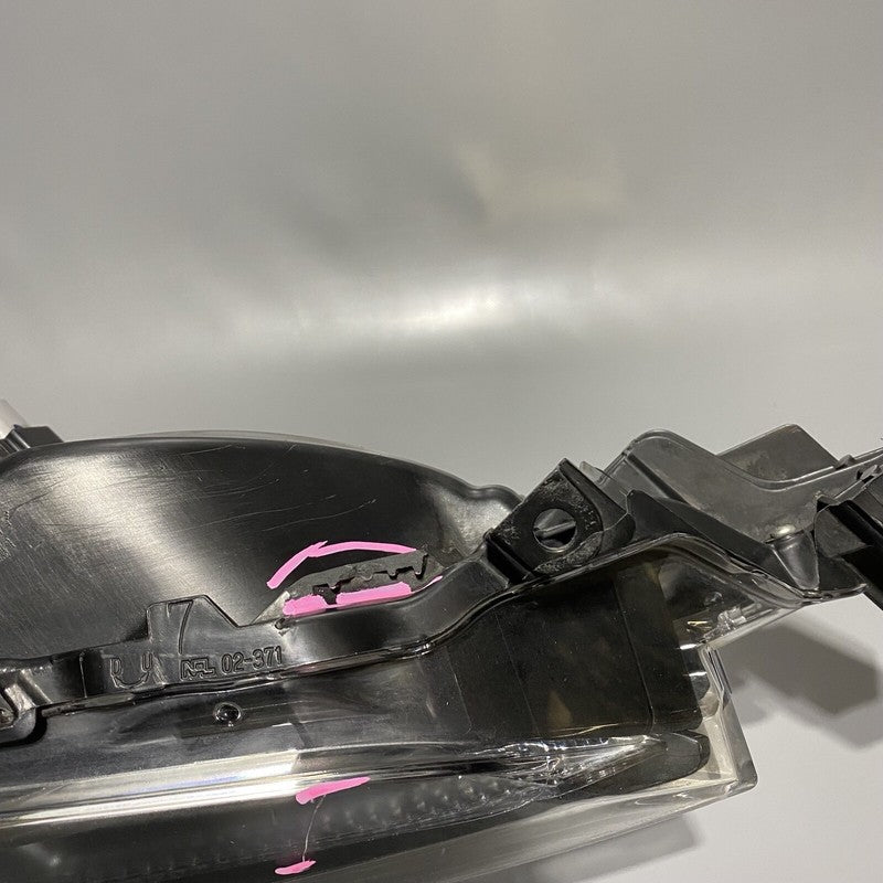 TOYOTA COROLLA HEADLIGHT RIGHT PASSENGER HALOGEN 2017 2018 2019 OEM