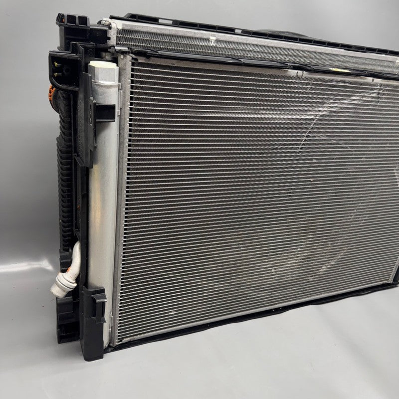 MERCEDES BENZ C250 COOLING RADIATOR FAN 2012 2013 2014 OEM A2049066802