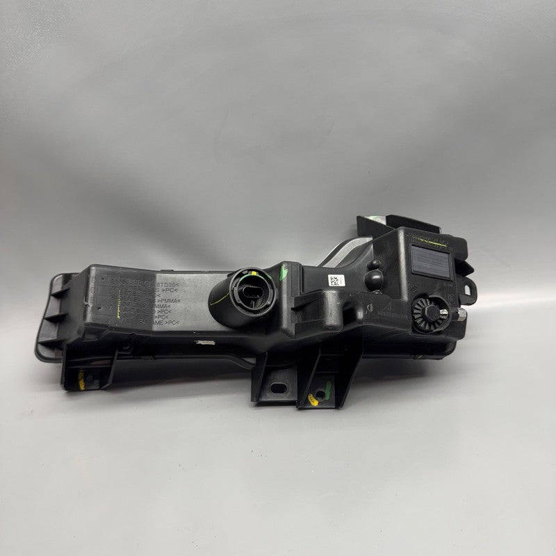 TESLA MODEL 3 FOG LIGHT RIGHT PASSENGER 2017 2018 2019 2020 2021 2022 