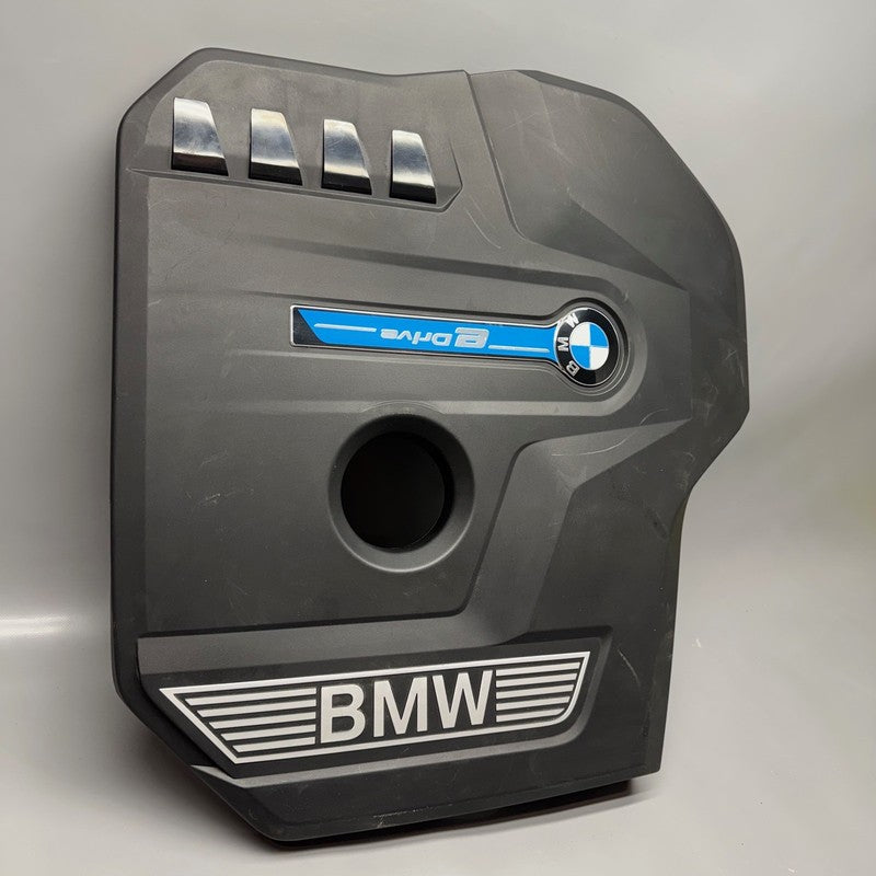 BMW 530I 530I XDRIVE ENGINE COVER 2017 2018 2019 OEM 8657035