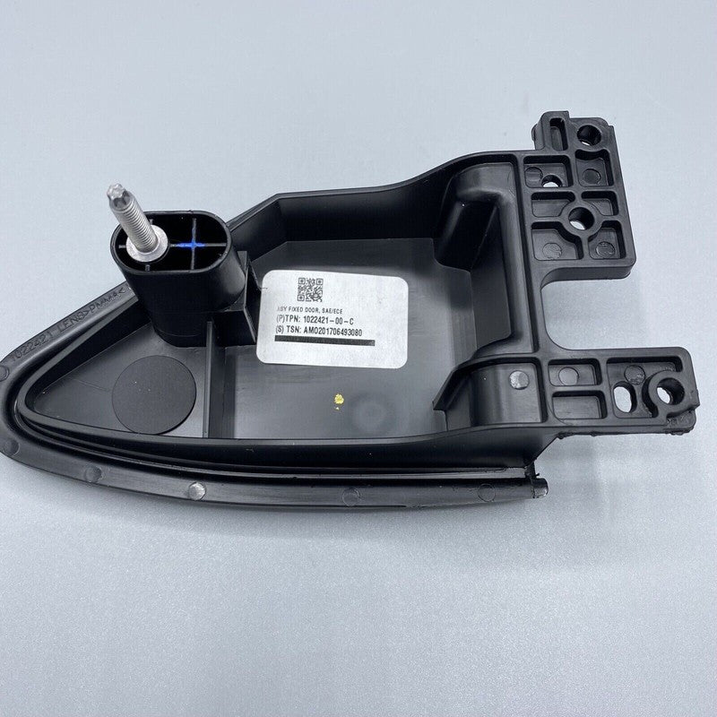1022421-00-C TESLA MODEL S CHARGE DOOR REFLACTOR LIGHT RIGHT 2016 2017 2018 2019 2020 OEM